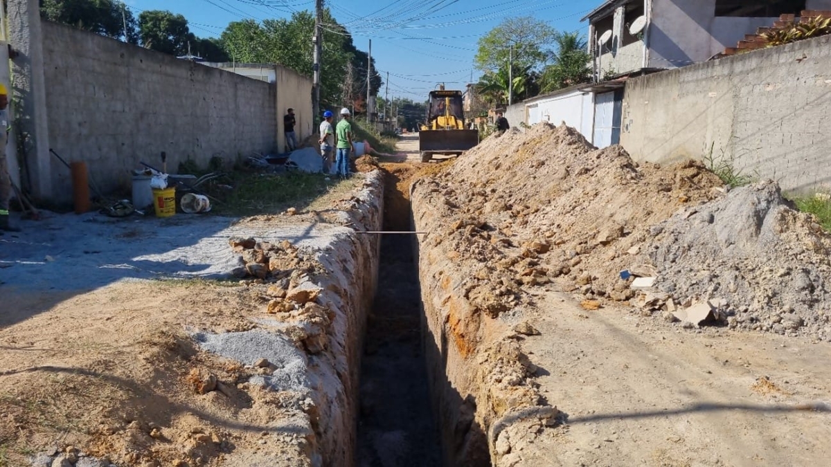 a_tubulações_ água_ esgoto