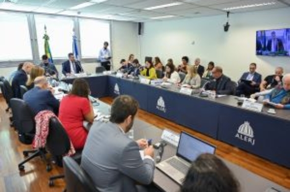 alerj_educao_fsica_esportivos