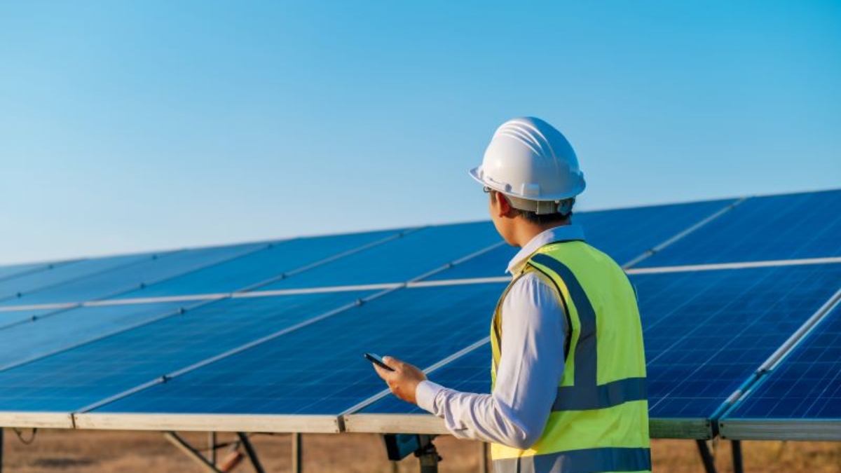 Sistemas fotovoltaicos FAETEC